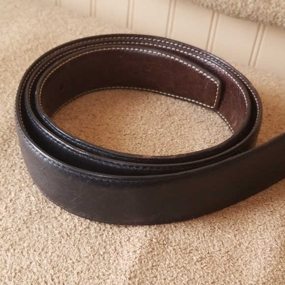 Mens Kirkland Signature leather belt black silver - Picture 4 of 5